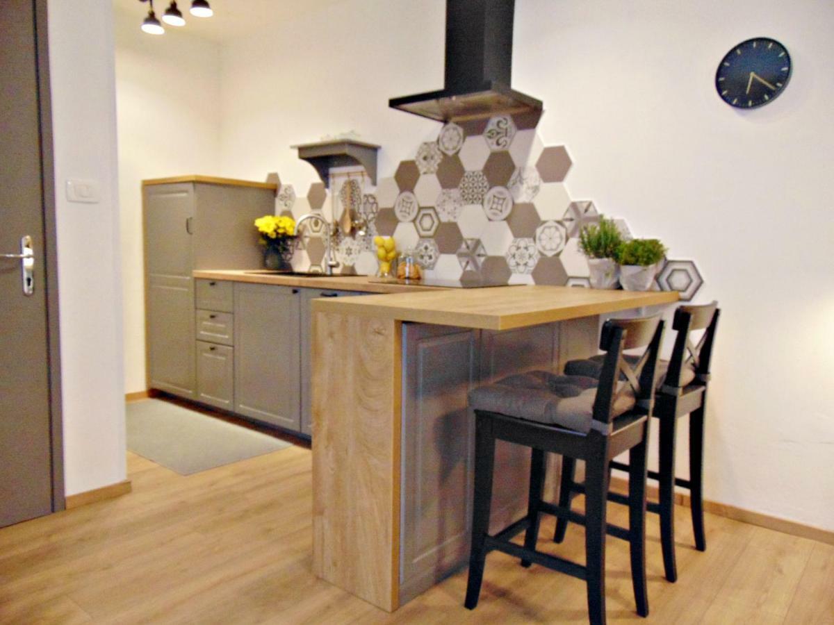 Glam Apartament *