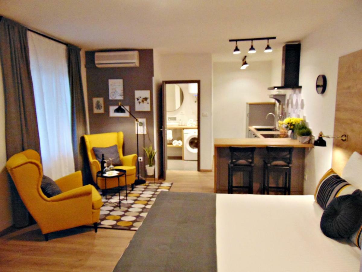 Glam Apartment *